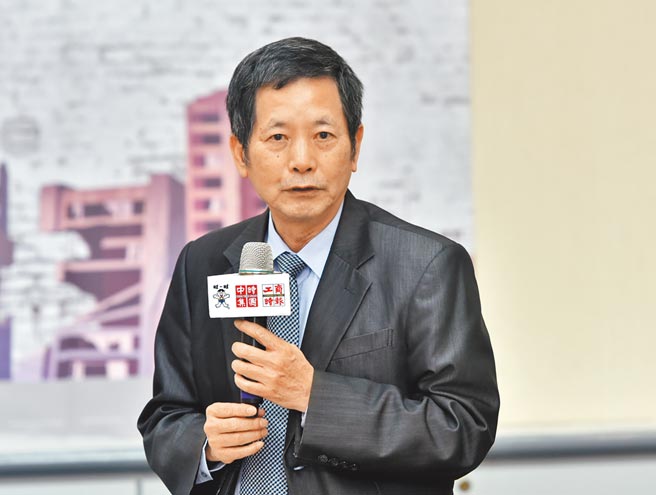 行政院公共工程会副主委 顏久荣