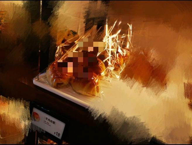 买麵包见标价为18元，结帐却秒变成36元，超瞎理由曝光，让网友全都怒了。（图／翻摄自爆怨公社）