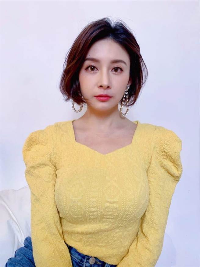 白瑜预告将出新书。（艺世代文化提供）