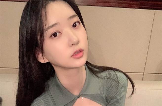 申才恩拥有天使脸蛋、魔鬼身材。（图／翻摄自zennyrt IG）