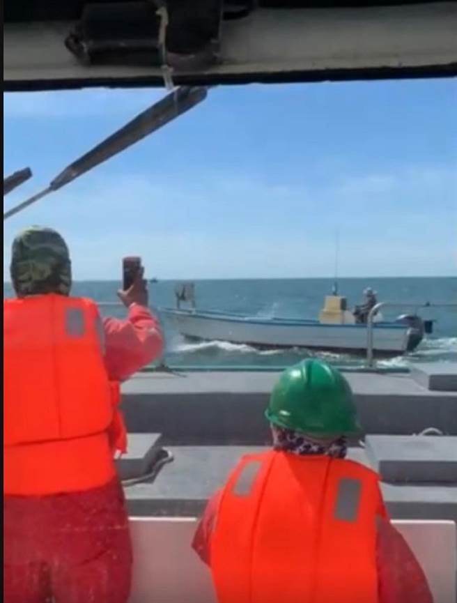 達德公司提告漁民詐欺，雲林縣檢警蒐證後逮捕21名漁民，其中9人交保、12人請回。（雲林地檢署提供／張朝欣雲林傳真）