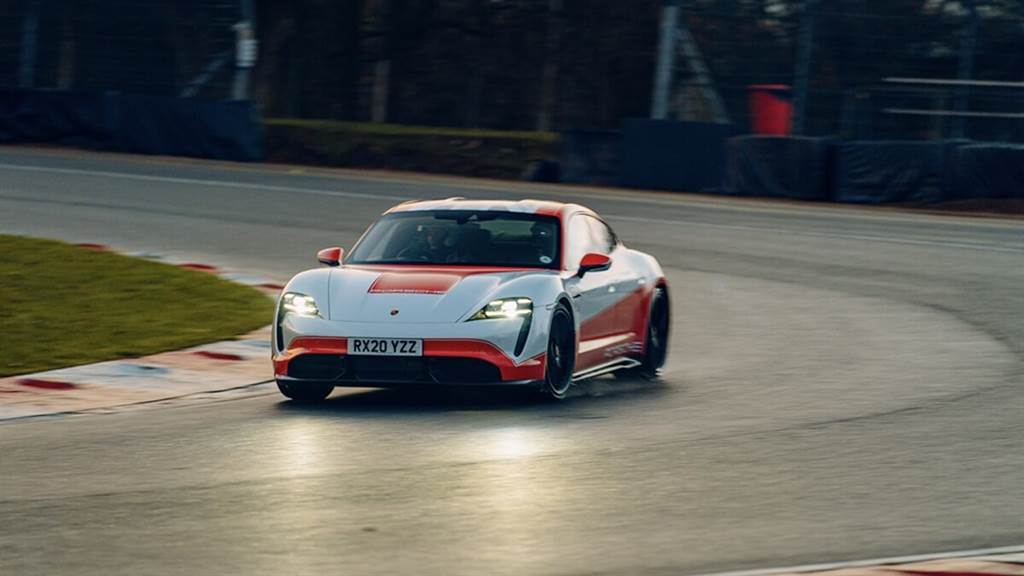Porsche Taycan在英國打破13項耐力賽紀錄
