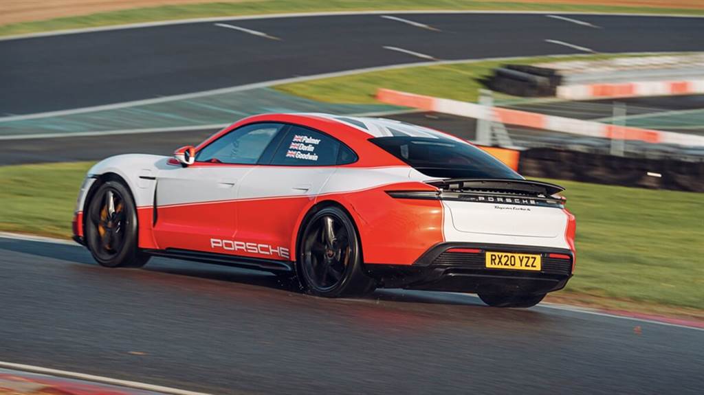 Porsche Taycan在英國打破13項耐力賽紀錄
