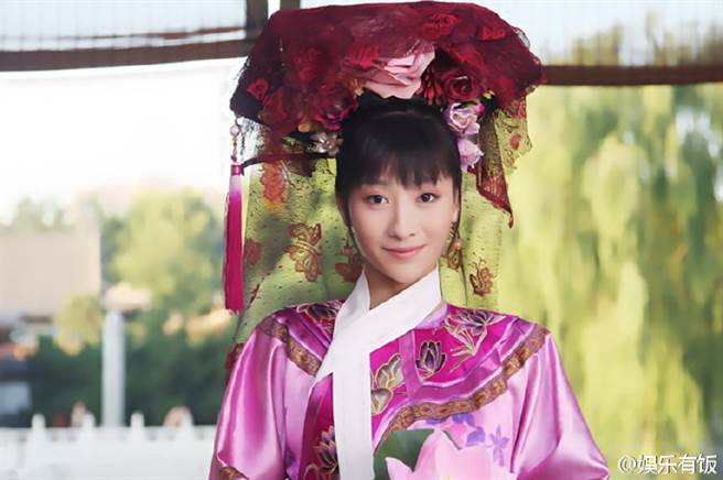 陶昕然2011年在宫廷剧《后宫甄嬛传》中，饰演城府颇深的「安陵容」。（图／取材自微博）