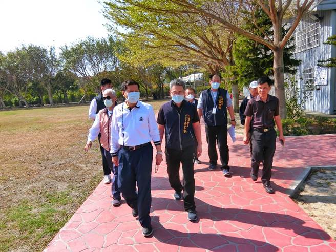 台中市大肚區運動公園及游泳池設施老舊、不足，市議員林汝洲爭取經費改善。(林汝洲提供／林欣儀台中傳真)