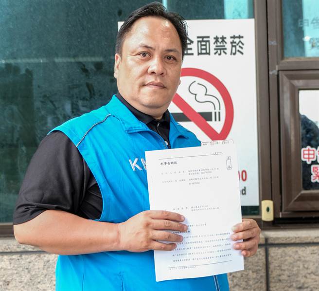 县议员张益生向新竹地院自诉按铃申告余筱菁加重诽谤罪获胜诉。（罗浚滨摄）