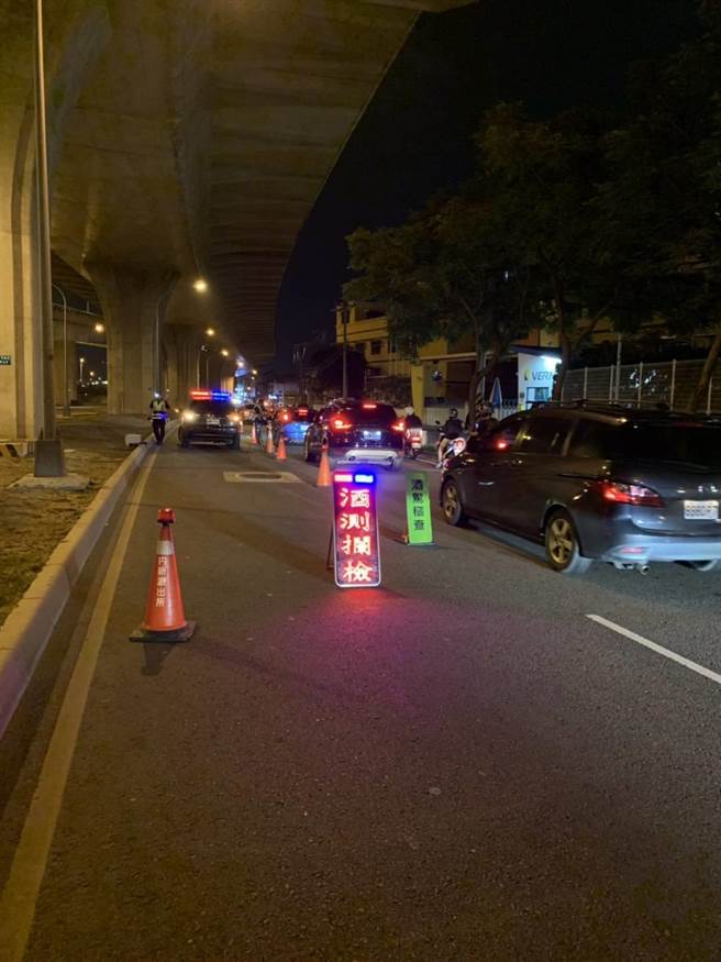 中市警实施「中部区域联防机制」执法，会同南投、苗粟、彰化等县市警察局同步取缔酒驾。（台中市警察局提供／张妍溱台中传真）