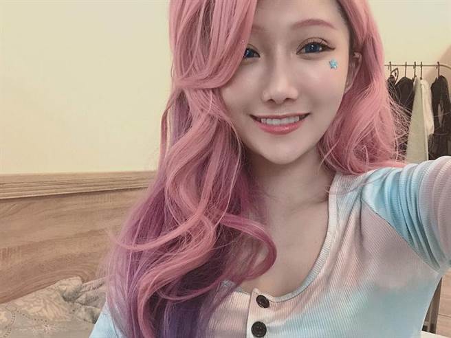 人气正妹实况主蝴蝶儿（本名陈霓媗）。(图/ 摘自蝴蝶儿IG)