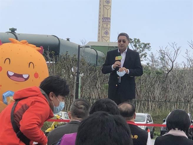 本周五(5日)台美產業合作首場視訊會議將舉行，台泥董事長張安平支持我方合理提出「晶片換疫苗」。(圖：王玉樹攝)。