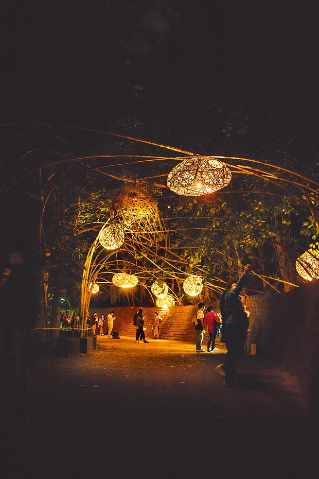 被网友誉为「全国最美」山林灯节的「龙崎光节空山祭」。（台南市文化局提供／曹婷婷台南传真）