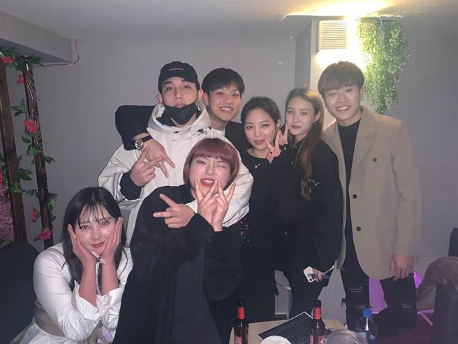  醒吾科大有最快乐多元学习环境，三位韩国交换生假日就同学们一起出游。(醒吾科大提供)