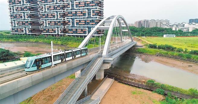 立委范云反淡海轻轨 新北捷运局：轻轨带动地方发展。（叶德正摄）