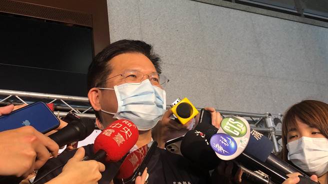 交通部長林佳龍。（潘千詩翻攝）