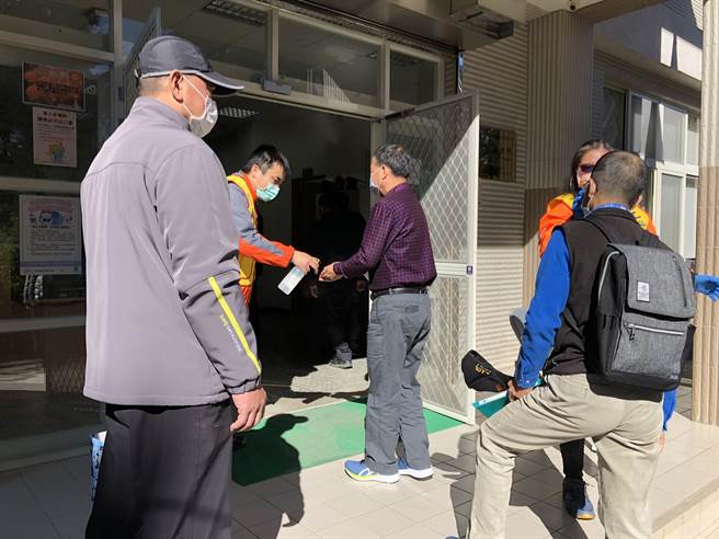 海拔最高派出所異地辦公演練 仁愛警分局防疫超前部署（仁愛警分局提供）