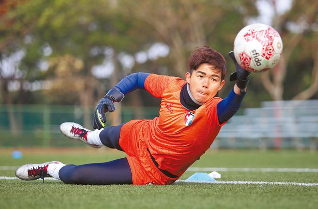 门将程思瑜去年在日本冈山汤乡美人队站稳脚步，也以绝佳状态投入中华女足集训。（李弘斌摄）