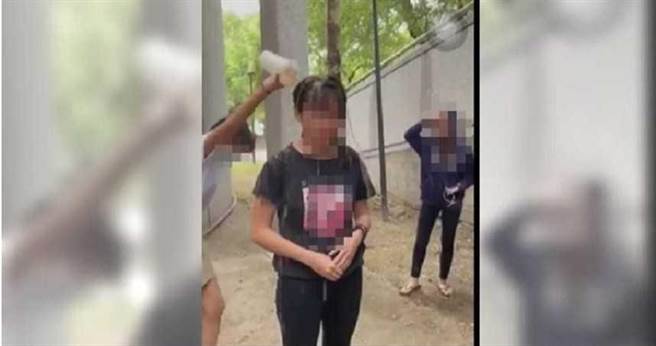 高雄凤山女高职生遭集体霸凌，少女父硬起来坚持「告到底」。（图／翻摄自爆料公社）