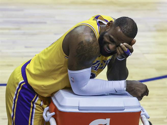 就算是詹姆斯，一旦侵犯到照片版權問題，還是必須乖乖賠錢了事。(美聯社)