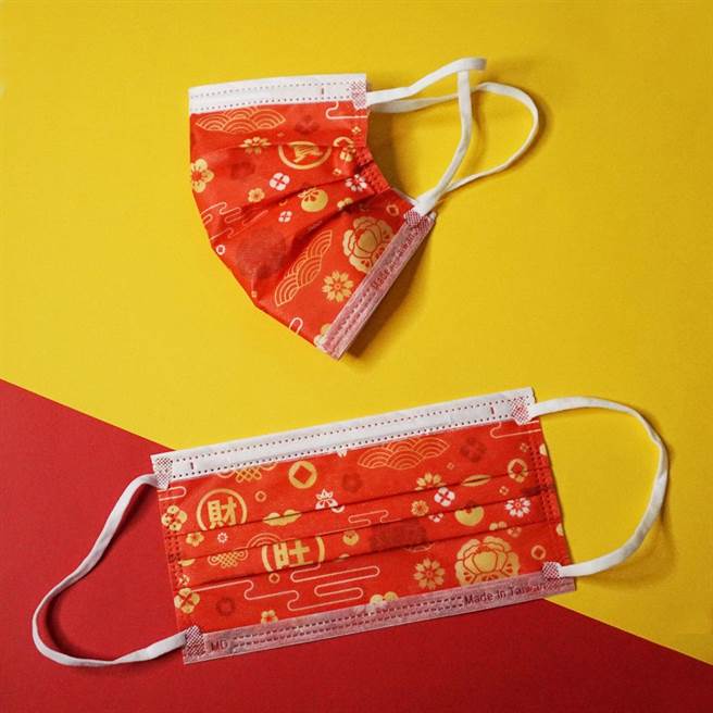 屈臣氏携手银康医疗防护口罩推出福星高罩，店洽售完为止。（屈臣氏提供）