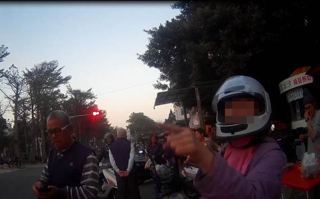 台南市苏姓女检举魔人因滥诉遭检察官撤销易科罚金，提出声明异议在遭法官驳回，未来若抗告不成，最快春节后入狱服刑百日。（读者提供／程炳璋台南传真）