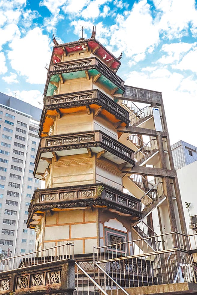 位于台南市东区修禅院附近的华严宝塔，因寺方用途遭拆除，让不少文史工作者感嘆，华严宝塔建筑多了近现代的传统工艺，如今却遭夷为平地，相当可惜。（张铠臣提供／李宜杰台南传真）
