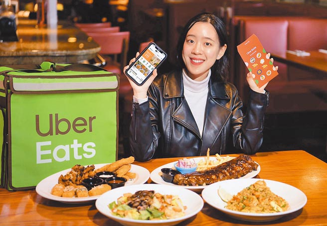 春节期间Uber Eats加码推出精选餐点买1送1、线上限量红包等独家好康。（Uber提供）