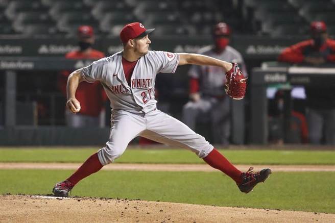 包爾去年一躍成為國聯最強投手，今年成為聯盟最貴球員。（美聯社資料照）