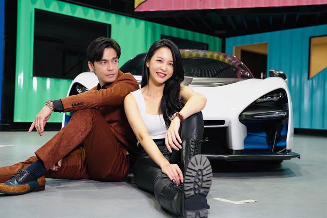 蔡东威（Gino）在民视八点檔《多情城市》饰演「李文章」，和何蓓蓓饰演的「刘佳纯」组成的「章纯CP」深受网友喜爱。（修毅提供）