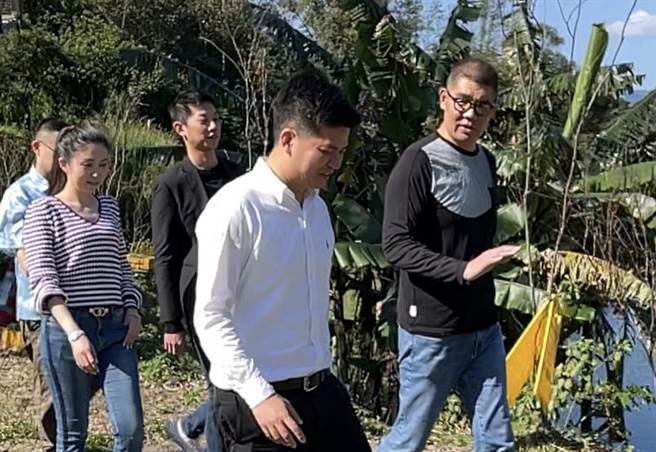 连胜文Tiktok处女秀！网红阿男携手连胜文跳丢猴舞 尬舞超有趣。（吴康玮摄）