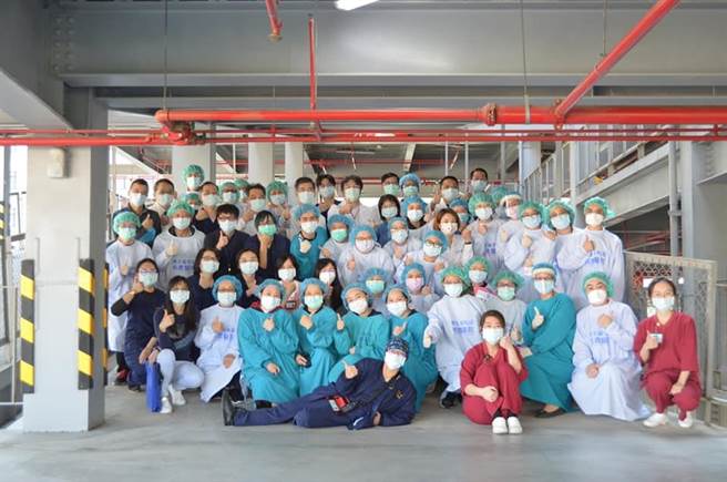 谢宗学坦言，先前爆发的本土桃园医院院内感染事件，给了他一个警示，现在只要有疫苗抵台，就愿意接种。（图摘自王必胜脸书）