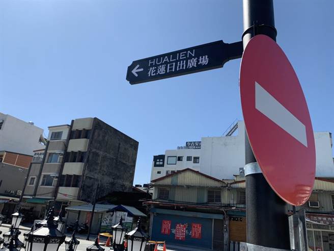 花莲市日出观光香榭大道，10日将先开放第一工区及第二工区部分路段，供游客体验。（王志伟摄）