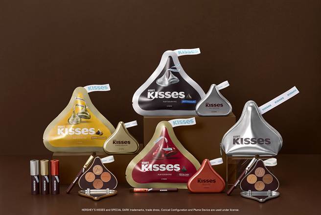 ETUDE与HERSHEY’S KISSES联名系列全商品包含三款眼彩盘与三款慕斯唇釉。（图／品牌提供）
