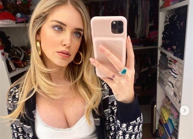 琪亚拉曾被判定不易受孕。(图/翻摄自Chiara Ferragni IG)