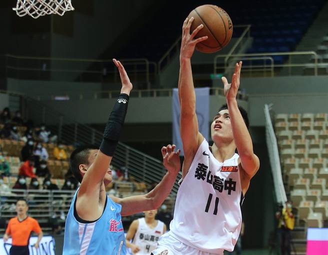 泰山高中後衛劉宥儇是今年HBL新人王的熱門人選之一。(杜宜諳攝)