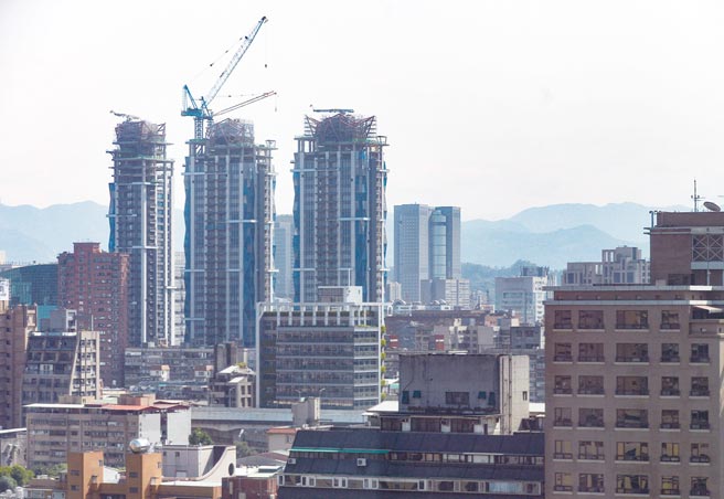 财政部打炒房，正盘点房屋税与房地合一税两种打炒房工具。图／本报资料照片