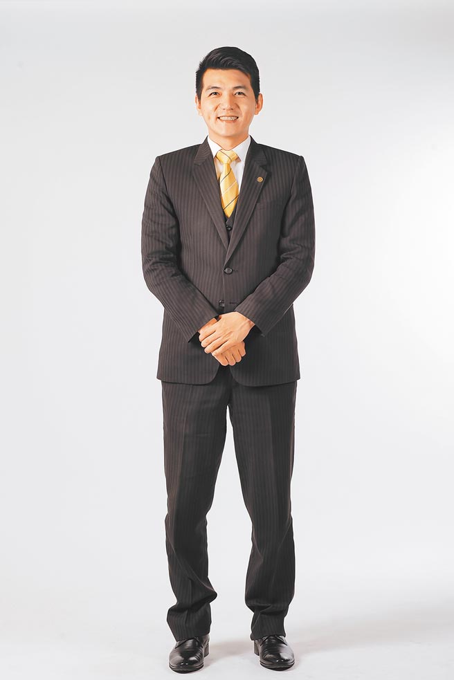 永庆房屋业管部协理谢志杰