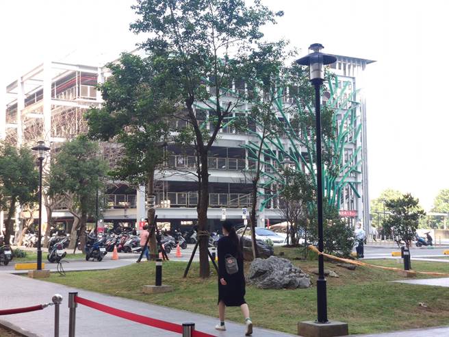 桃醫擴大採檢抽血，7、8日規畫1759人返院，今天速度相當順暢。（賴佑維攝）