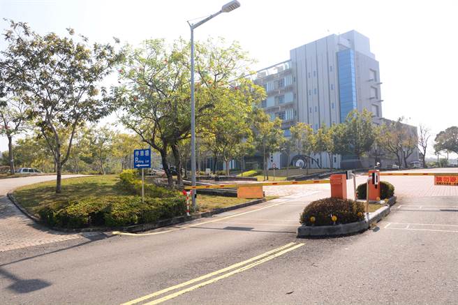 工研院表示，欢迎春节期间大家携伴来欣赏花海，院区设有停车场，向警卫告知即可入内赏花。（工研院提供／刘秀芬台南传真）