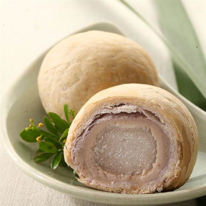 大甲名产芋头酥。（台中市观旅局提供／王文吉台中传真）