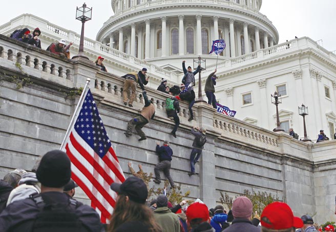 美企掉入政治深淵圖╱路透