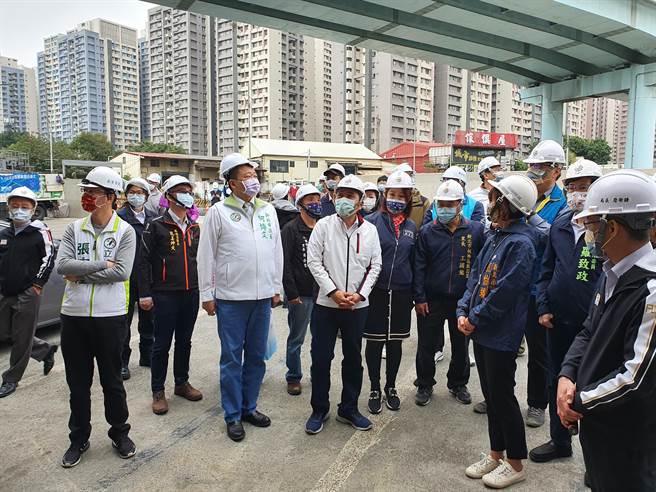 新北市長侯友宜說，防疫間只要把防疫措施做好，有效的先把安全守住，相信還是會帶來人潮消費。（葉書宏攝）