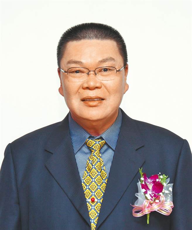 澎湖县政府前民政处长成万贯担任第17、18届县议员期间伙同李秋两、成高宇萍、成渊节等人诈领助理费共829万余元，高雄高分院8日认为成万贯在二审审理时已坦承犯行，改判10年6月、褫夺公权4年，可上诉。（本报资料照片）