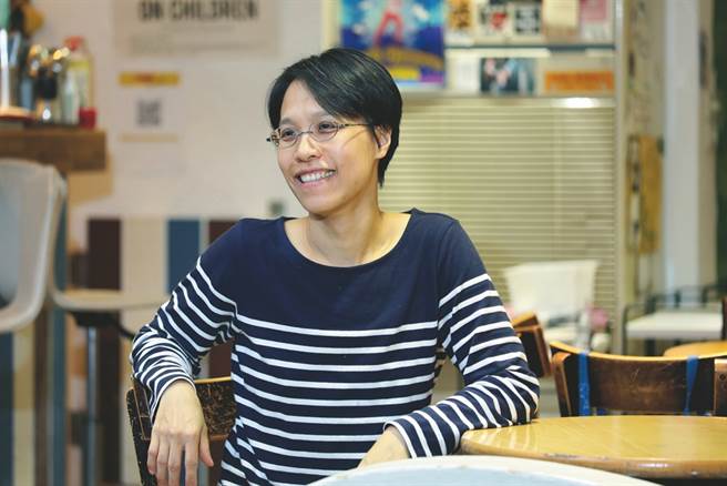 彭郁晶希望讓女生發聲，唱自己的歌，說自己的故事。(圖/林格立提供)