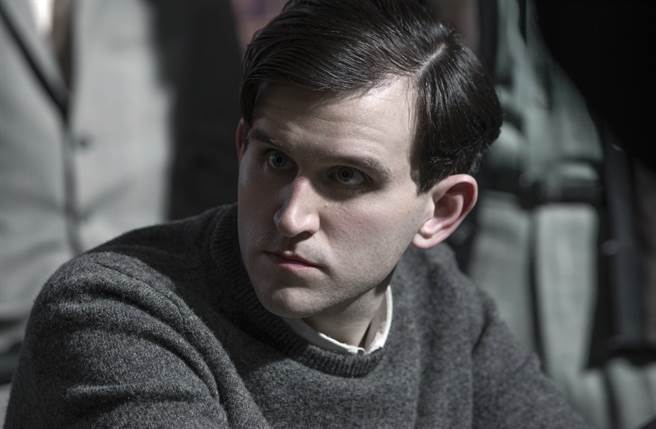 饰演「达力」的哈利梅林今年已31岁，整个人抽高又变瘦，竟变成眼神羞涩的白净小生。(图／达志提供)

