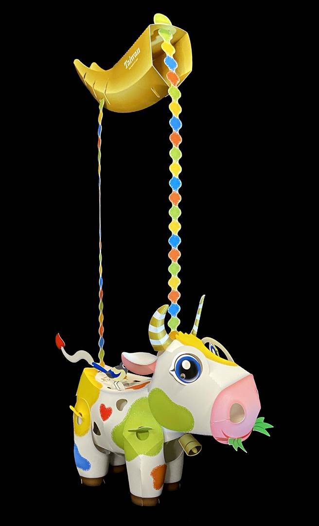 观光局8日发表2021台湾灯会小提灯造型「活力牛」。（观光局提供）