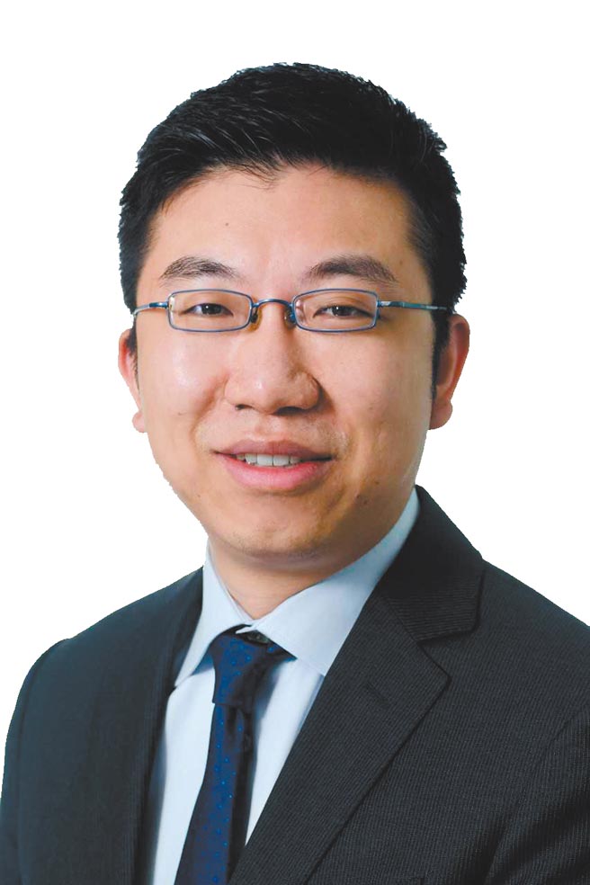 NN投資夥伴新興市場美元主權債券投資組合經理 胡璋健