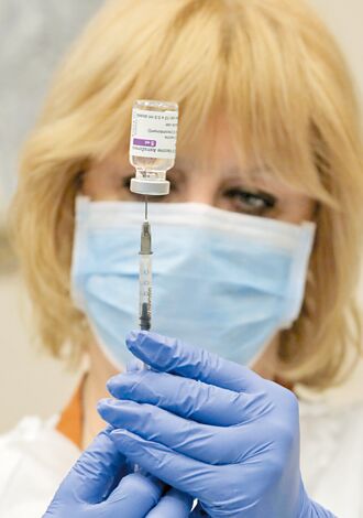 分3階段接種 防疫人員優先！20萬劑AZ疫苗 最快3月開打