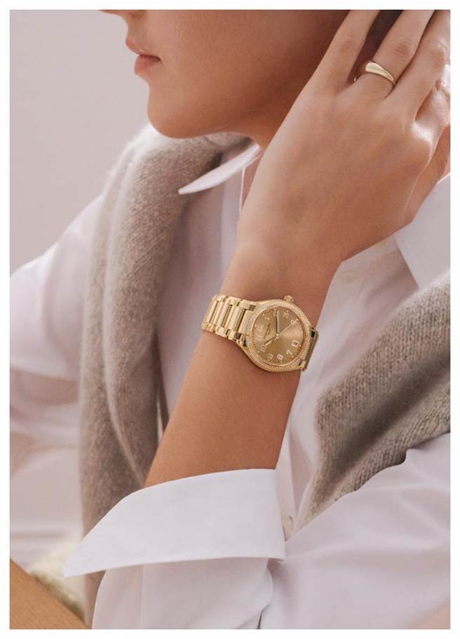 百达翡丽一开春发表三款Twenty～4女表，各具风情，图为Twenty~4 Automatic编号7300/1200R-011玫瑰金镶钻自动腕表。（Patek Philippe提供）