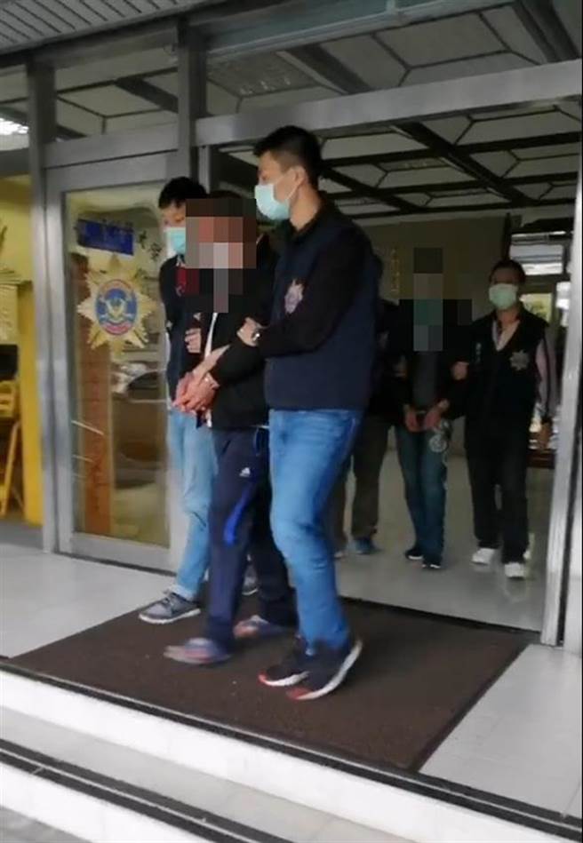 警方逮捕张嫌等6人掳鸽集团。（警方提供，文：陈鸿伟）