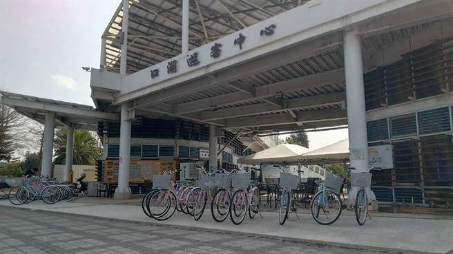 云林县口湖游客中心提供免费借用自行车服务，邀请大家春旅乐活、骑游云滨。（口湖游客中心提供／张朝欣云林传真）