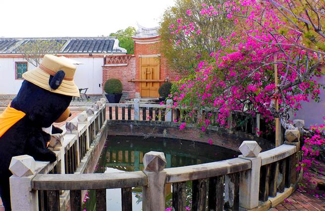 蓉镜斋是私家书院为进士书斋，採传统二进书院格局， 前庭仿孔庙形制掘一泮池。（黄国峰摄）